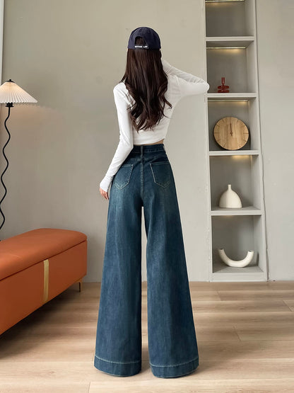 YEEYEEWang fleece-lined wide-leg jeans in mid-wash blue, Asian-fit cut, back lifestyle view.