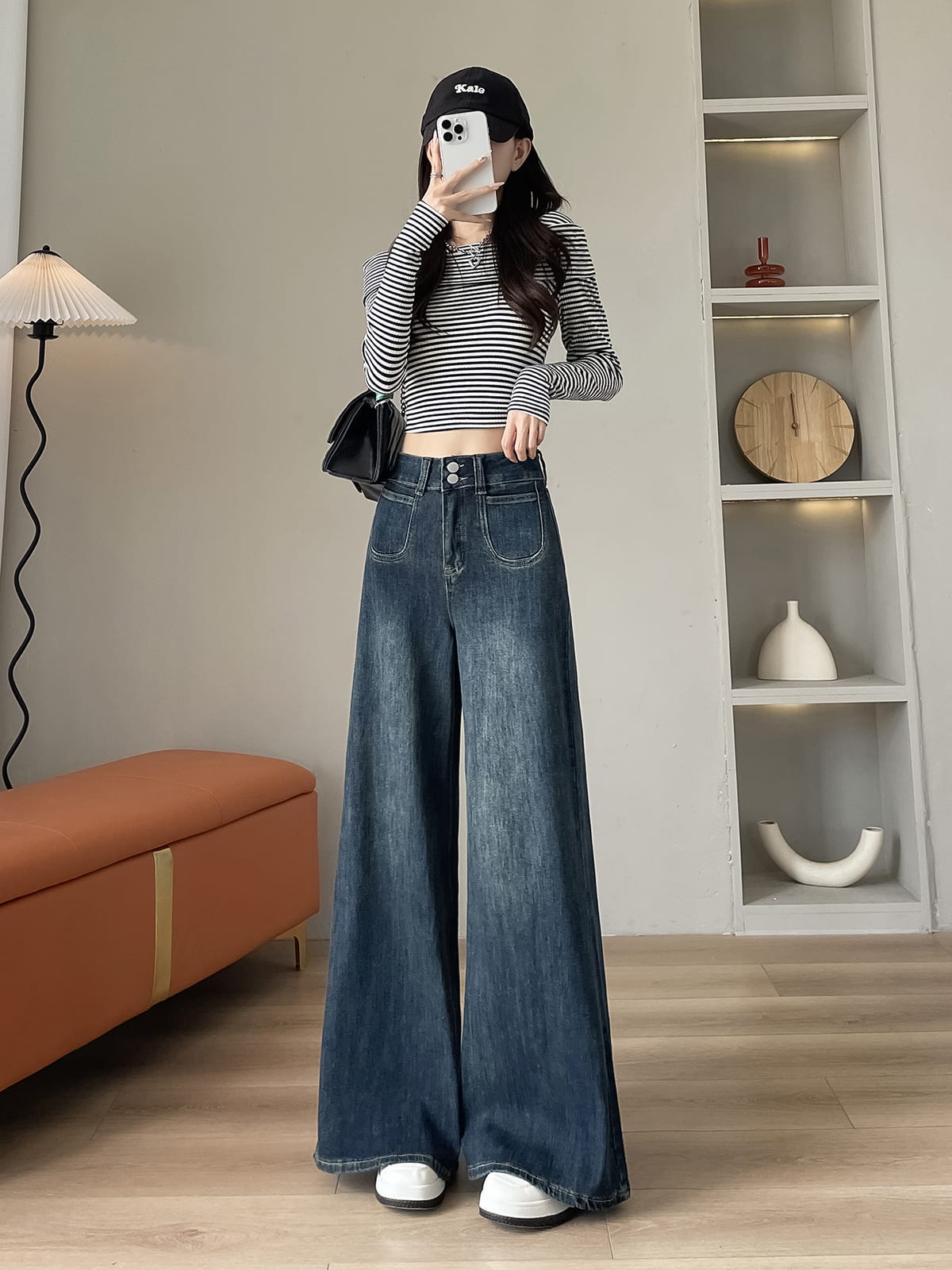 YEEYEEWang wide-leg jeans in mid-wash blue, Asian-fit cut, model wearing front view with casual top.