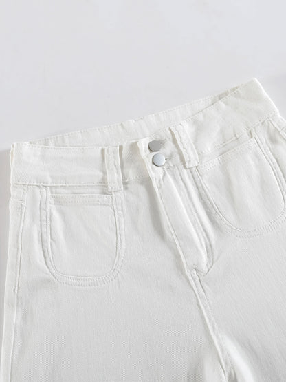 YEEYEEWang wide-leg jeans in white, Asian-fit cut, close-up of double button waist.