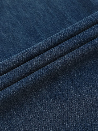 YEEYEEWang wide-leg jeans in fleece-lined vintage blue, Asian-fit cut, close-up of denim fabric texture.