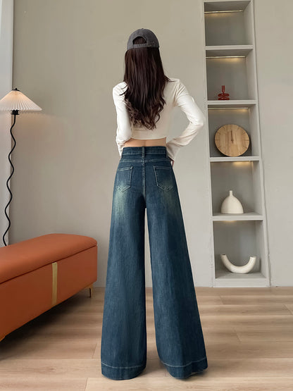 YEEYEEWang fleece-lined wide-leg jeans in mid-wash blue, Asian-fit cut, back lifestyle view.