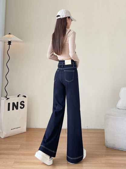 YEEYEEWang Wide-Leg Jeans in Denim Blue, Fleece-Lined, Asian-fit cut, full-body back standing pose showing back patch pockets and contrast stitching.