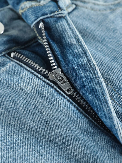 YEEYEEWang Denim Bermuda Shorts in Blue, Asian-fit cut, close-up of the fly with silver-tone zipper and neat stitching on washed denim.