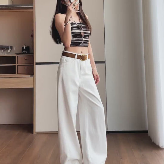 YEEYEEWang Dad Curved Jeans video, Asian model in Ivory high-rise wide-leg jeans, mirror selfie, leg lift showing stacked hem drape and side silhouette
