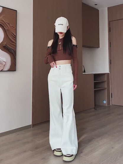 YEEYEEWang Wide-Leg jeans video: Asian model walks and turns in Ivory high-waist jeans, camera pushes in on double-button waist, front pockets and draping wide hems